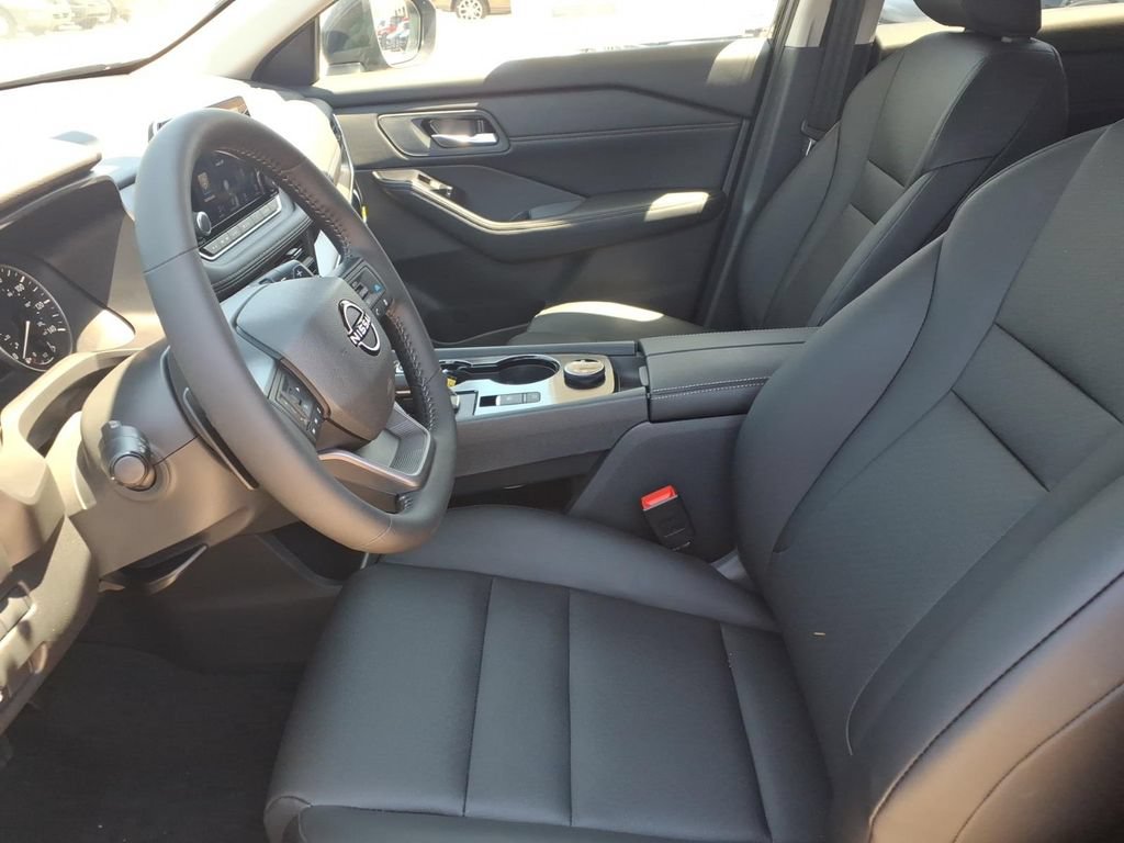 New 2026 Nissan Rogue Dark Armor AWD/4WD image 15