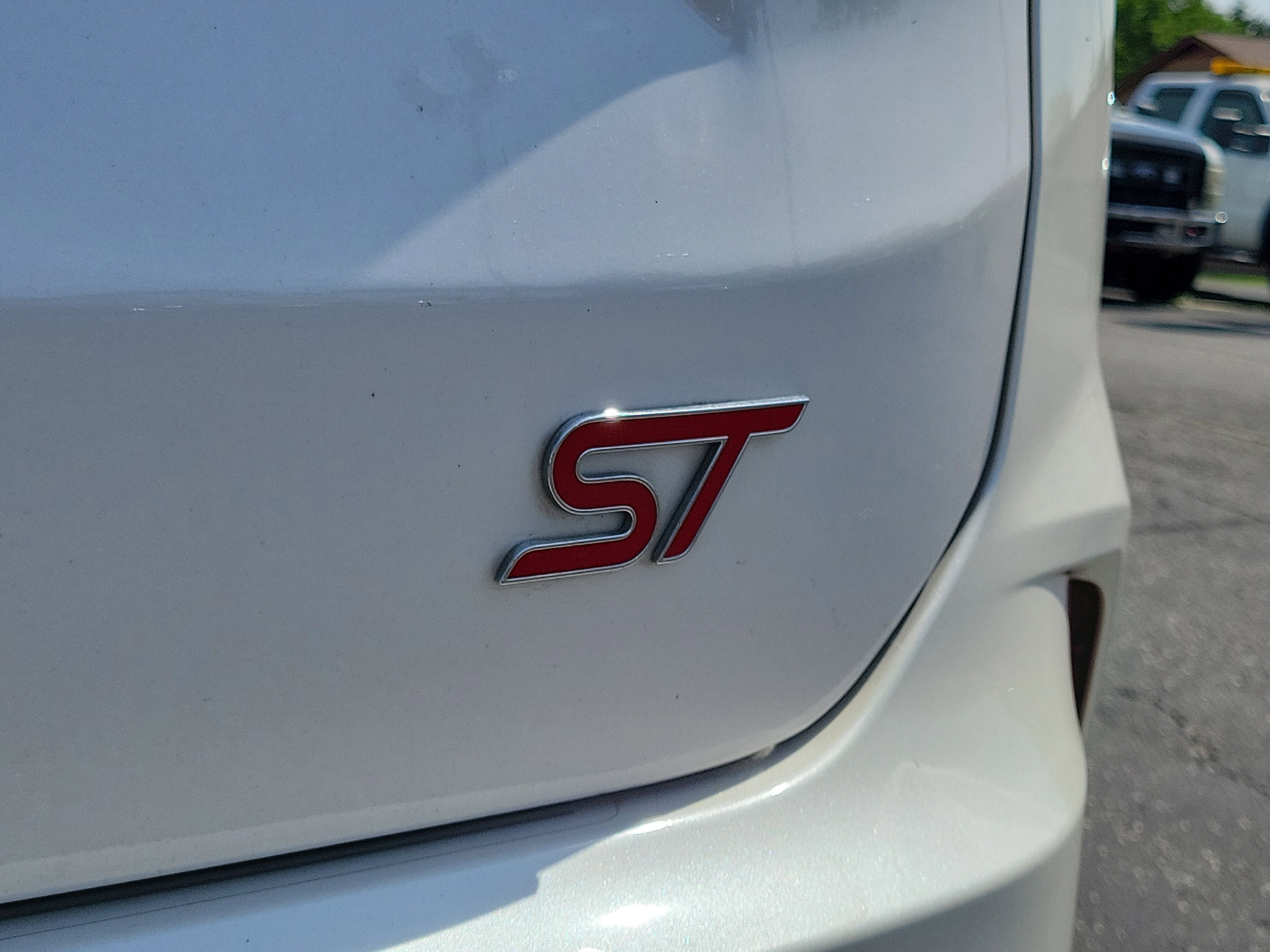 Used 2019 Ford Edge ST w/ Equipment Group 401A AWD/4WD image 7