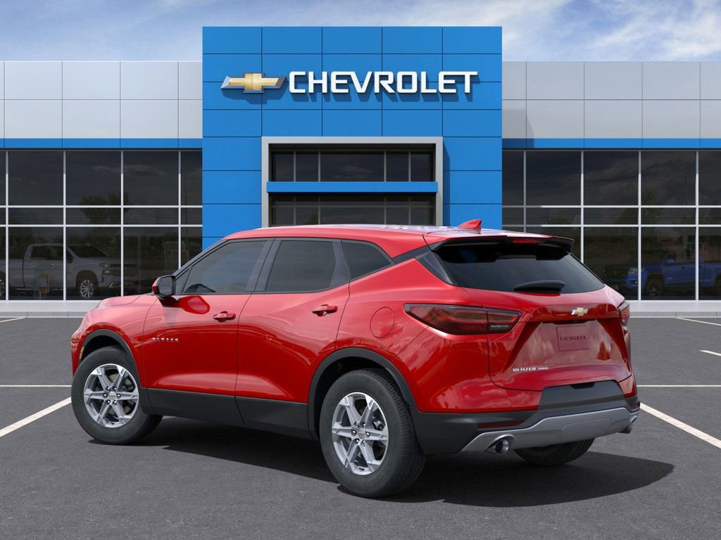 New 2025 Chevrolet Blazer LT image 4