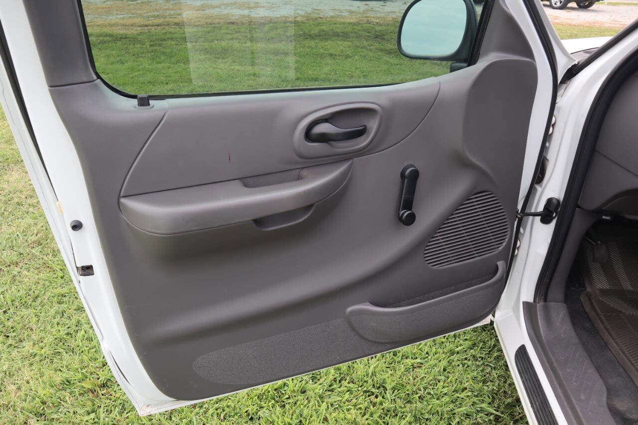 Used 2004 Ford F150 XL image 21