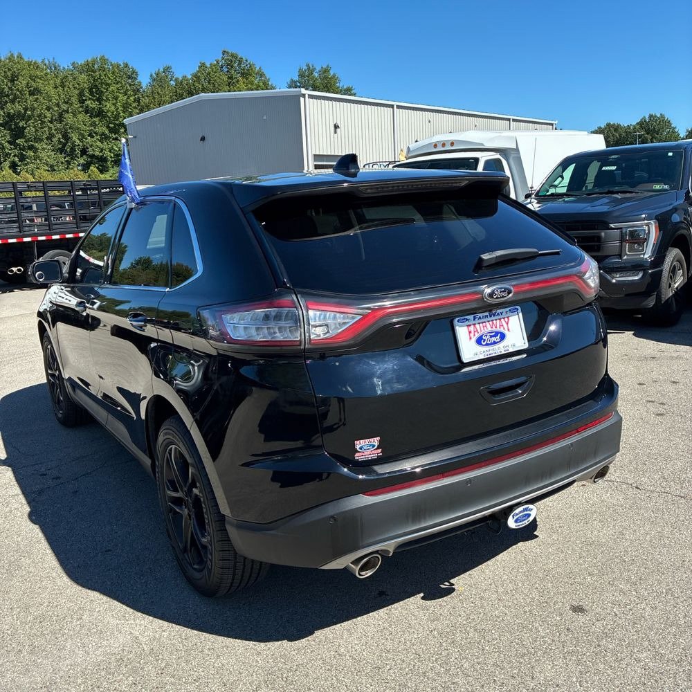 Used 2017 Ford Edge Titanium w/ Equipment Group 301A AWD/4WD image 4