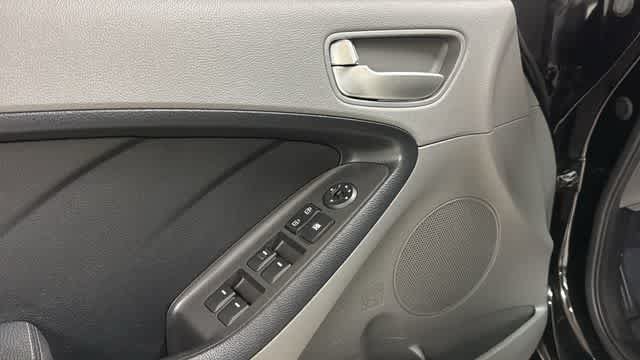 Used 2017 Kia Forte LX w/ LX Popular Package FWD image 12