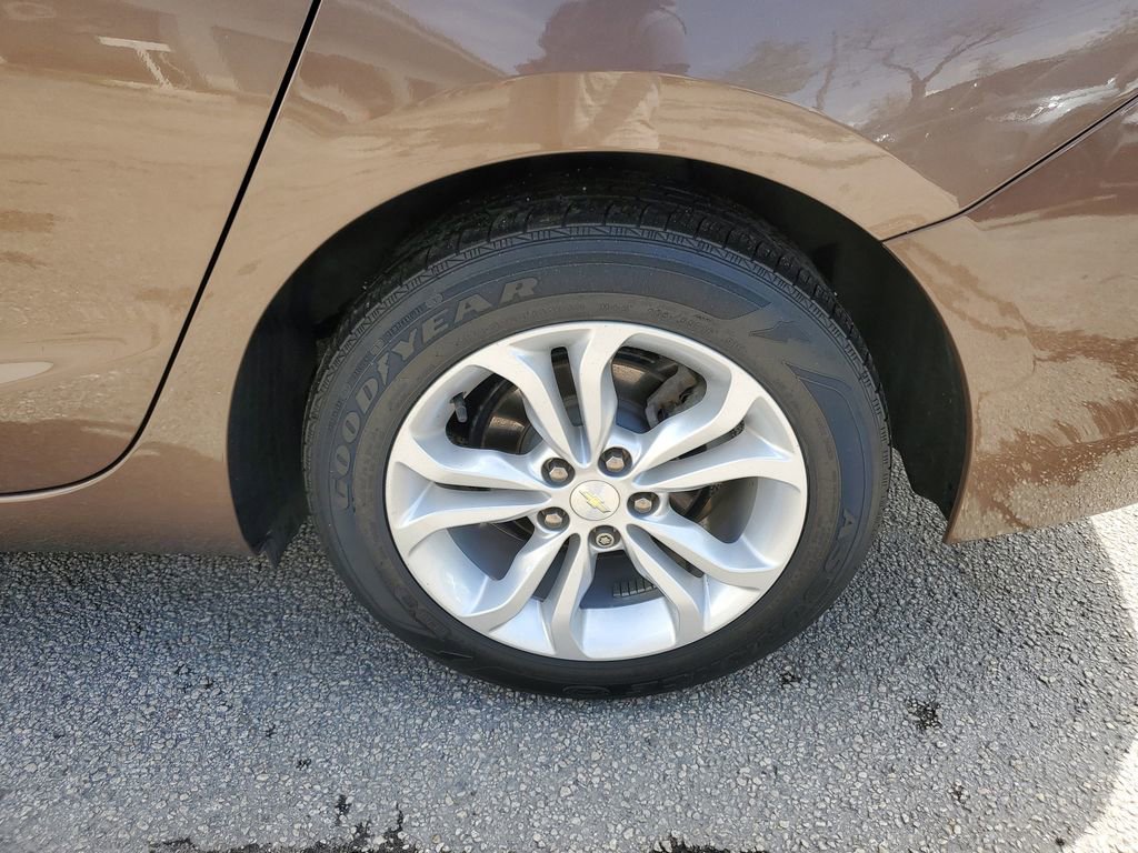 Used 2019 Chevrolet Cruze LT w/ Convenience Package image 7