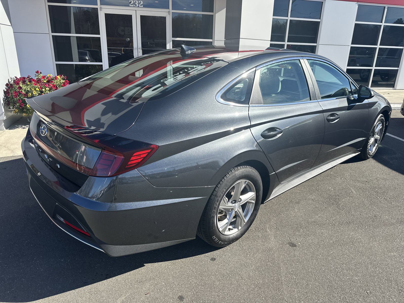 Used 2022 Hyundai Sonata SE image 8
