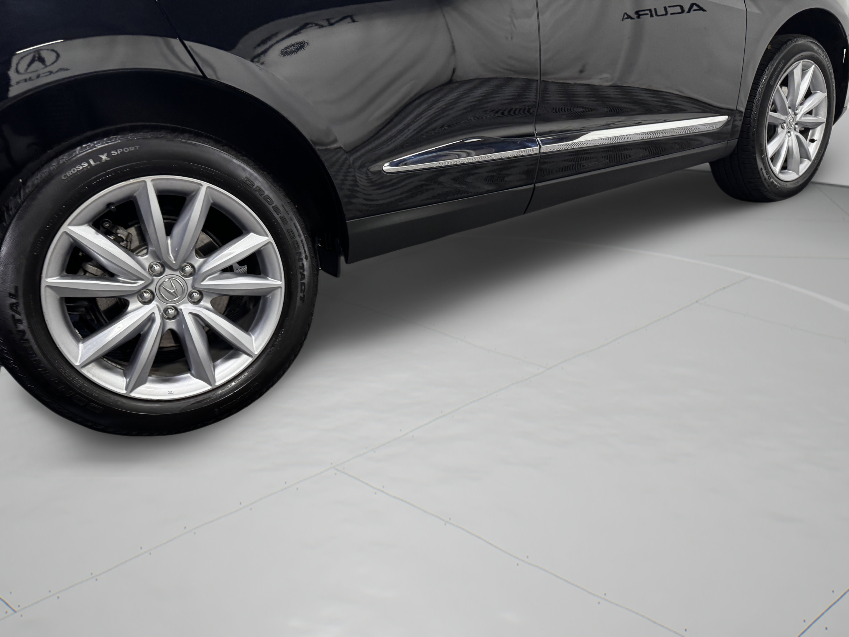 Used 2024 Acura RDX SH-AWD image 46