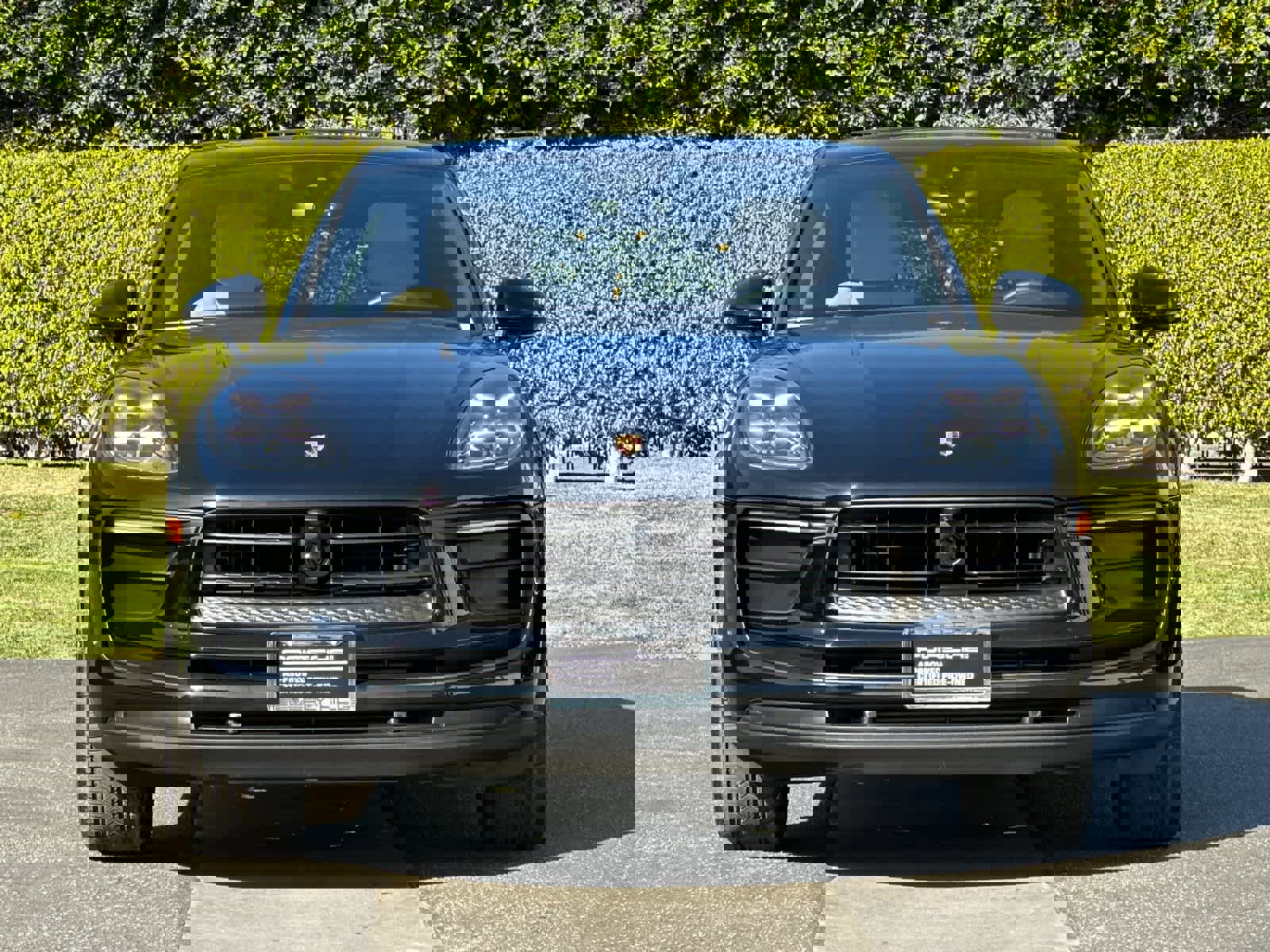 Used 2025 Porsche Macan image 11