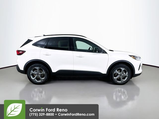 New 2026 Ford Escape ST-Line w/ Cold Weather Package AWD/4WD image 8