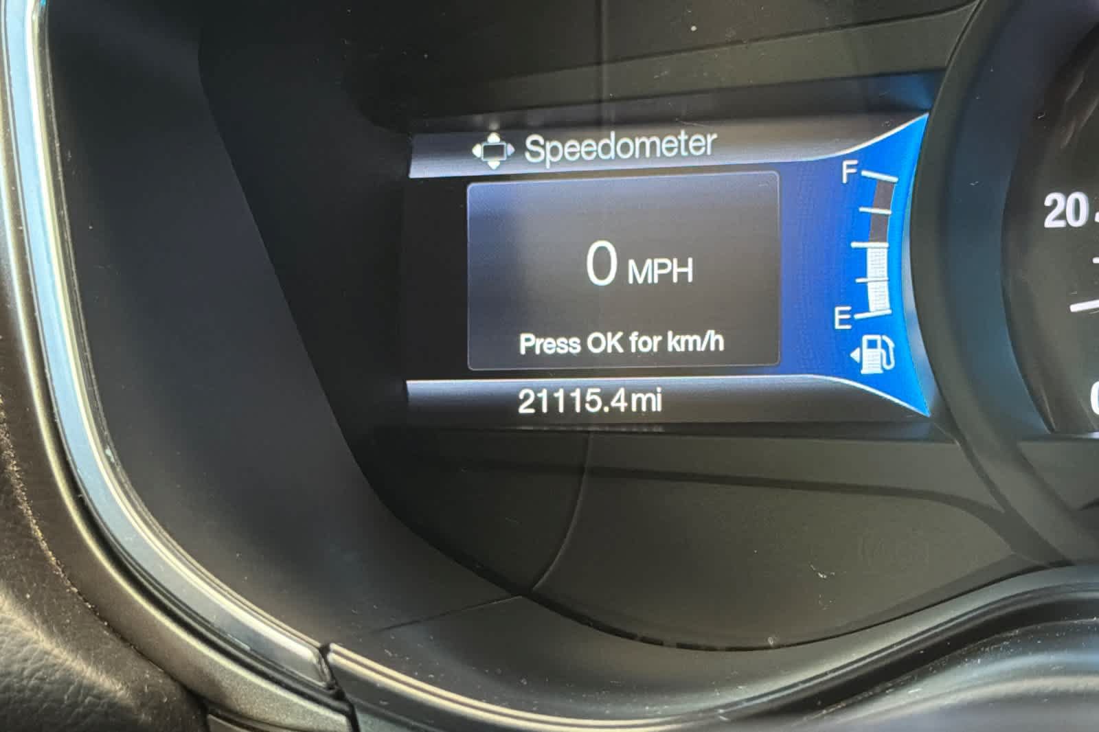 Used 2020 Ford Fusion SE FWD image 29