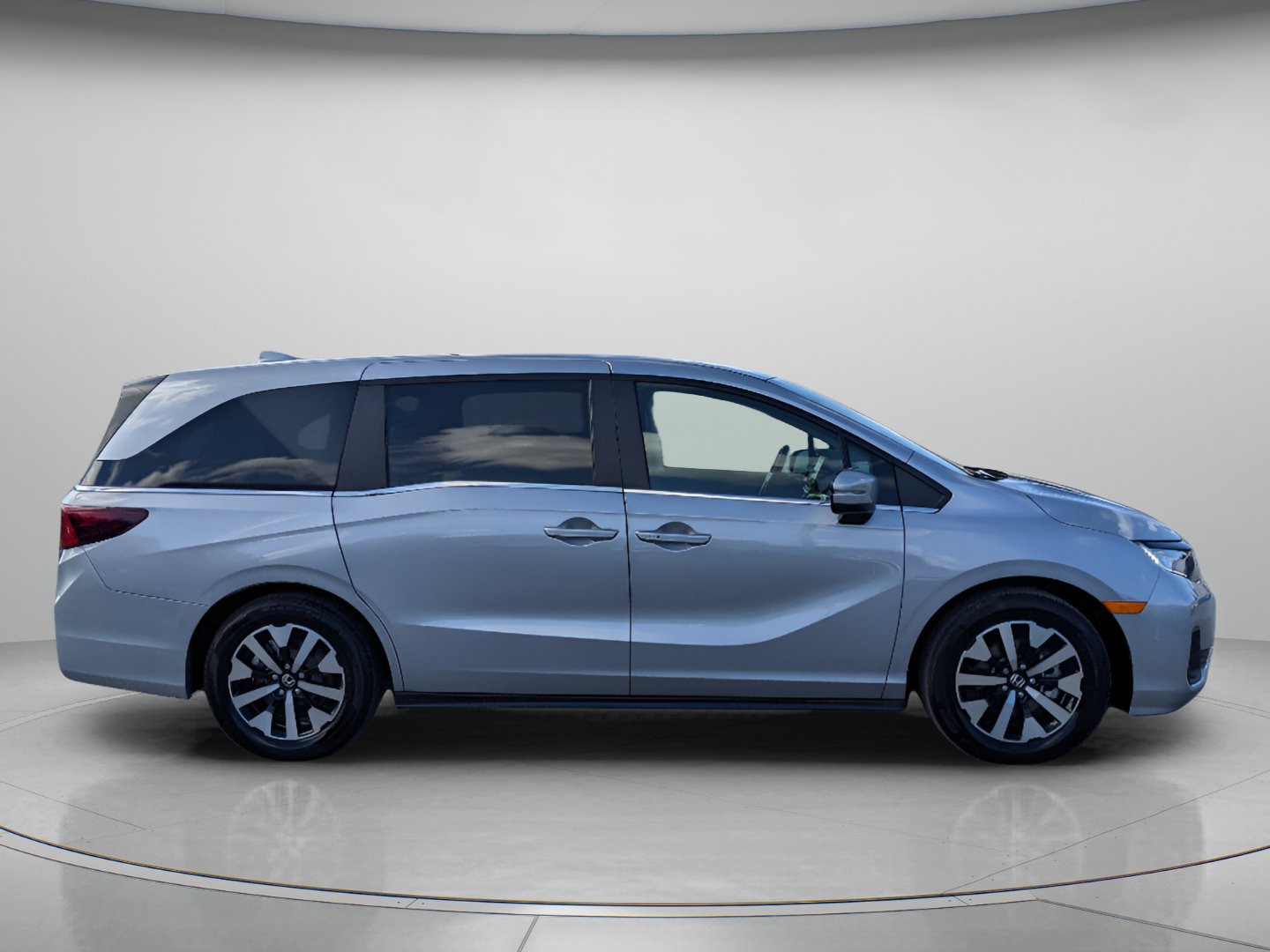 Used 2026 Honda Odyssey EX-L image 9