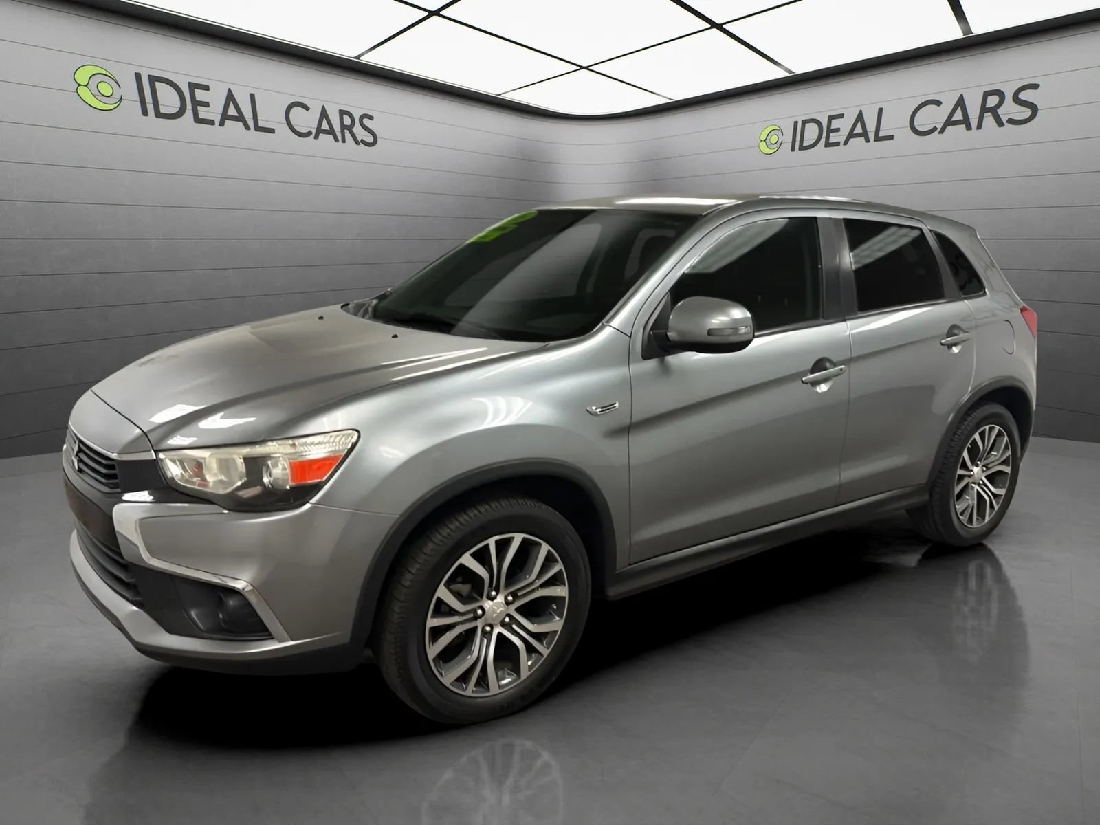 Used 2016 Mitsubishi Outlander Sport ES FWD image 1
