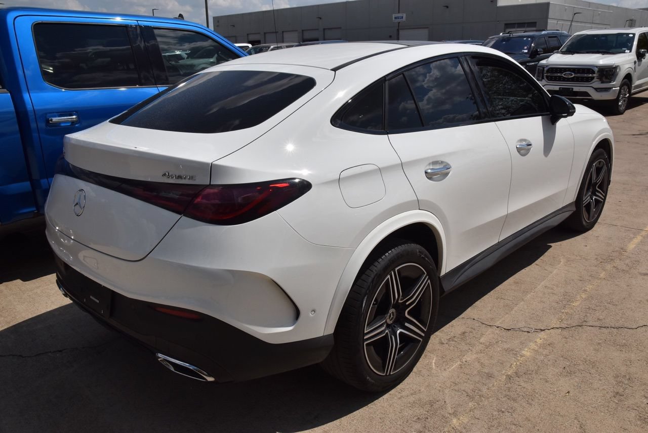 Used 2024 Mercedes-Benz GLC 300 4MATIC image 5