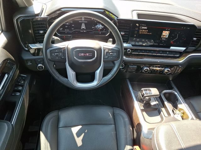 Used 2024 GMC Sierra 1500 Elevation w/ Elevation Premium Package AWD/4WD image 11
