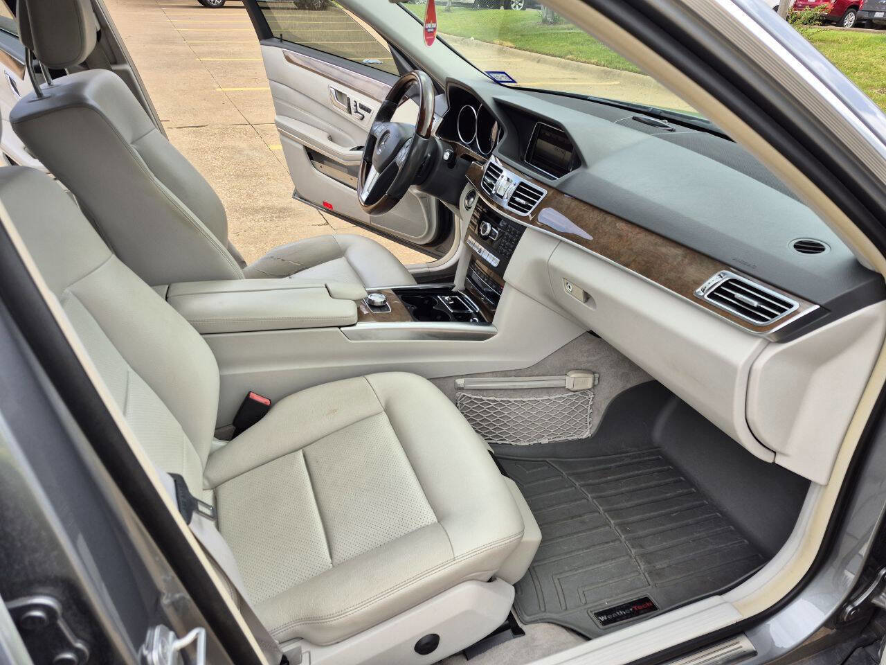 Used 2014 Mercedes-Benz E 350 Sedan image 14