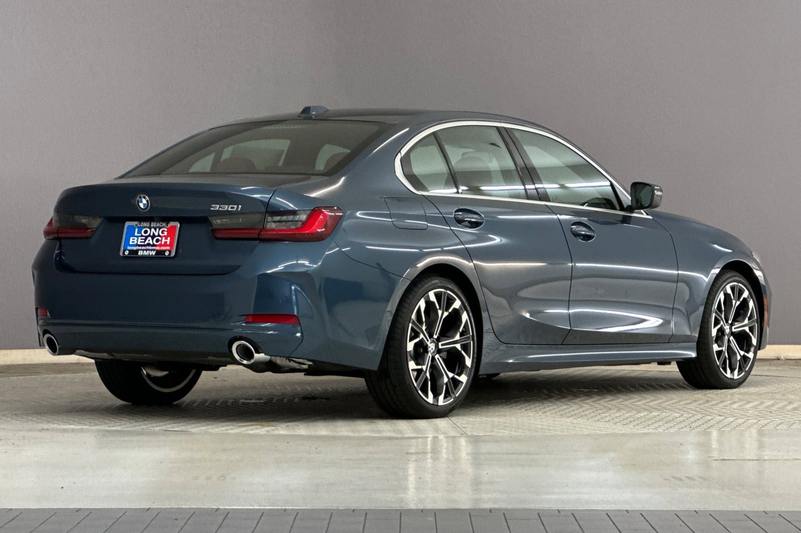 New 2026 BMW 330i Sedan w/ Convenience Package image 8