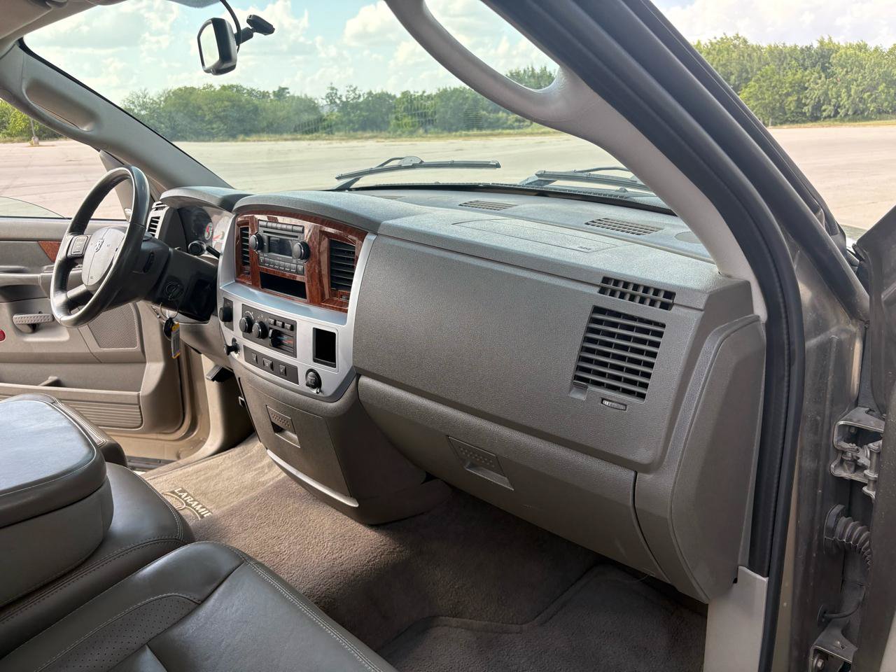 Used 2006 Dodge Ram 2500 Truck Laramie AWD/4WD image 31