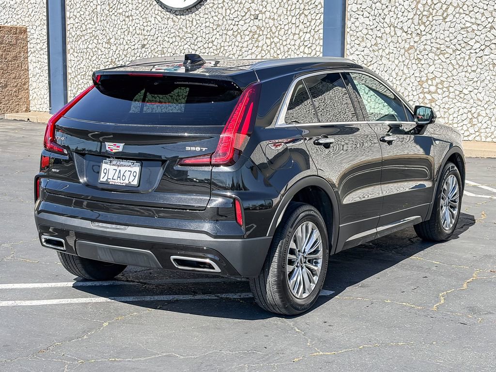 Certified 2024 Cadillac XT4 Premium Luxury image 4