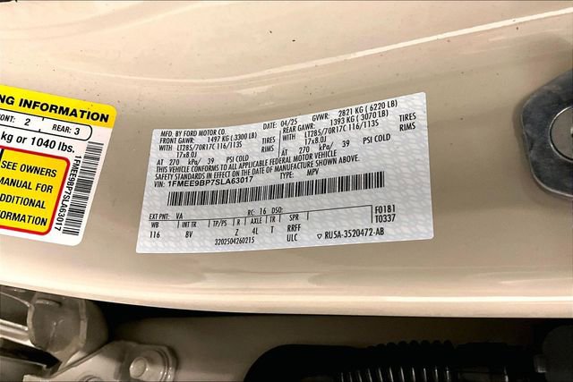 Used 2025 Ford Bronco Badlands image 37