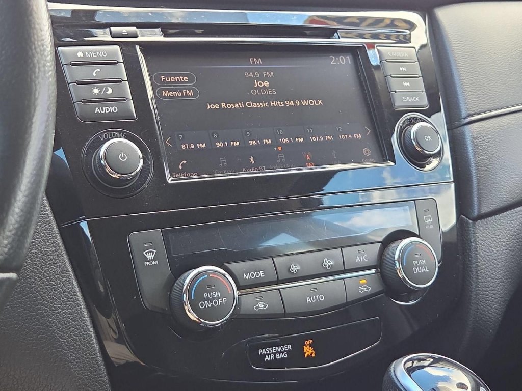 Used 2018 Nissan Rogue SV AWD/4WD image 21