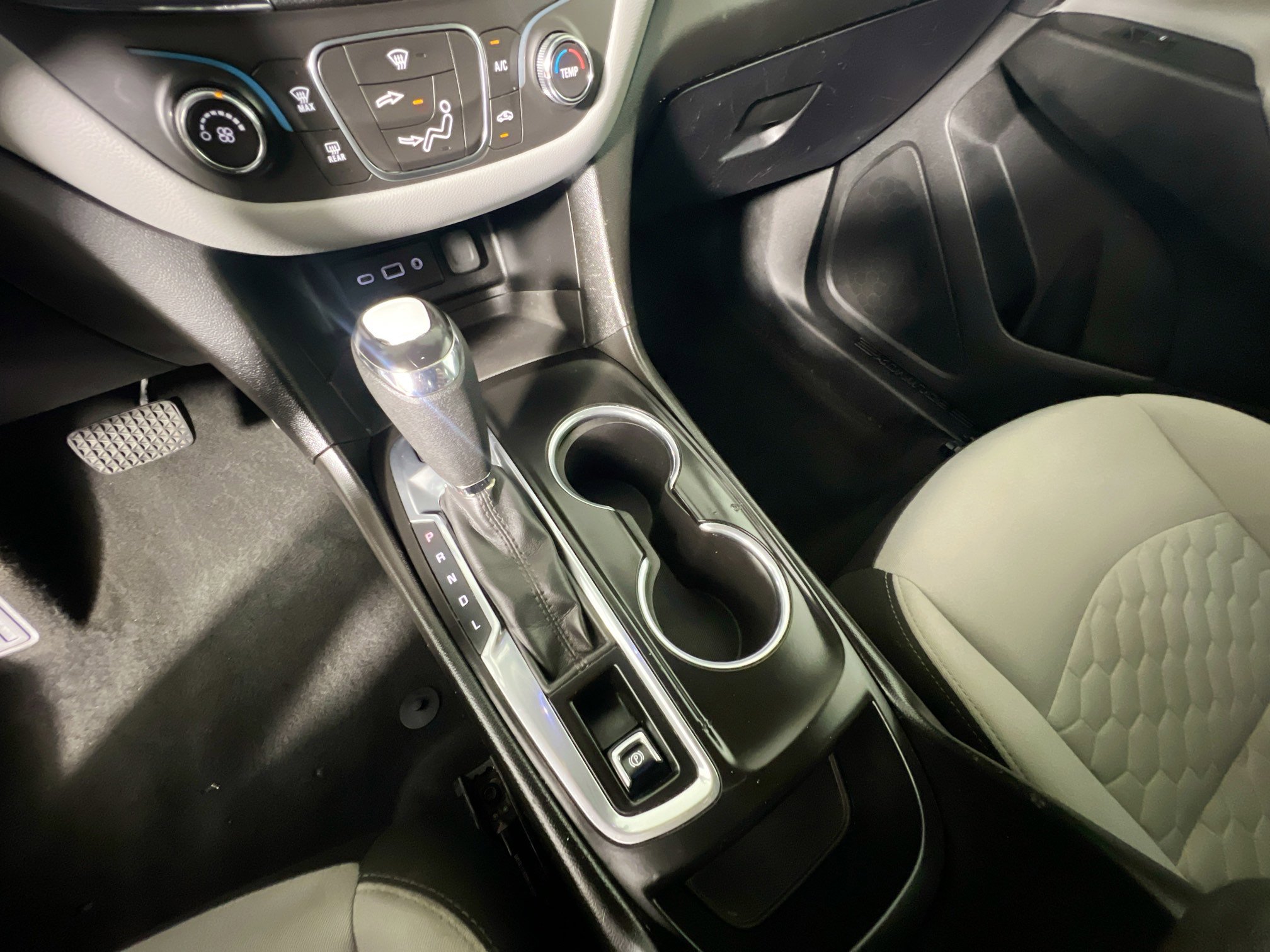 Used 2019 Chevrolet Equinox LT image 26