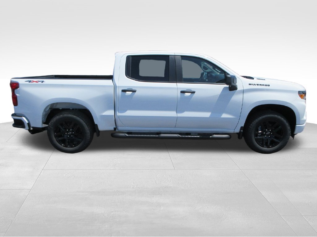 New 2026 Chevrolet Silverado 1500 Custom w/ Turbomax Blackout Package AWD/4WD image 6