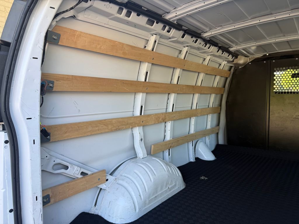 Used 2024 Chevrolet Express 2500 w/ Driver Convenience Package image 16