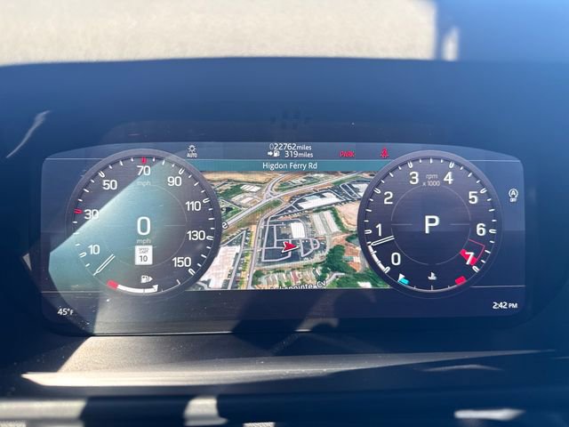 Used 2023 Land Rover Defender 90 S image 10