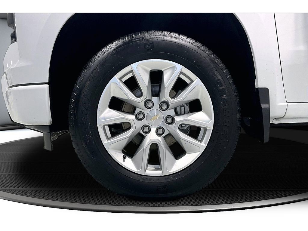Used 2023 Chevrolet Silverado 1500 Custom image 10