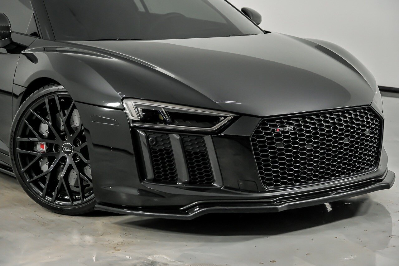 Used 2018 Audi R8 V10 plus AWD/4WD image 3