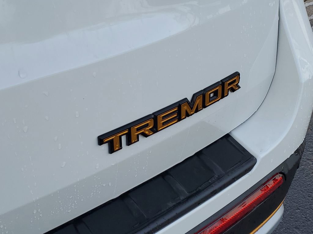 New 2026 Ford Explorer Tremor image 40