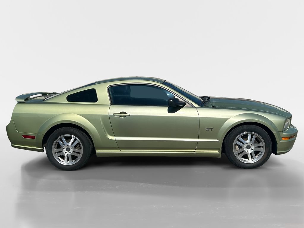 Used 2005 Ford Mustang GT RWD image 6