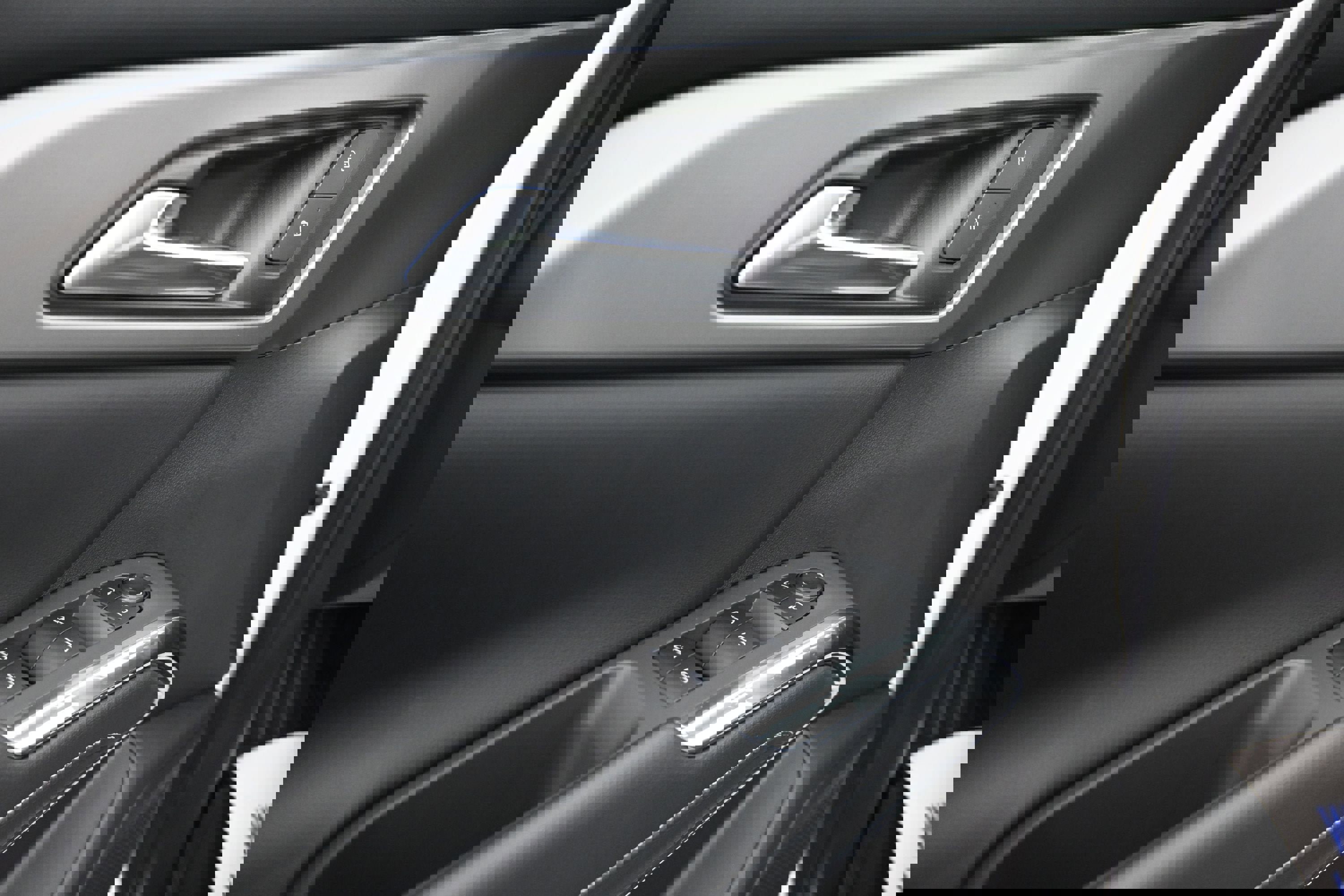 Used 2026 Chevrolet Traverse LT w/ Driver Confidence Package FWD image 23