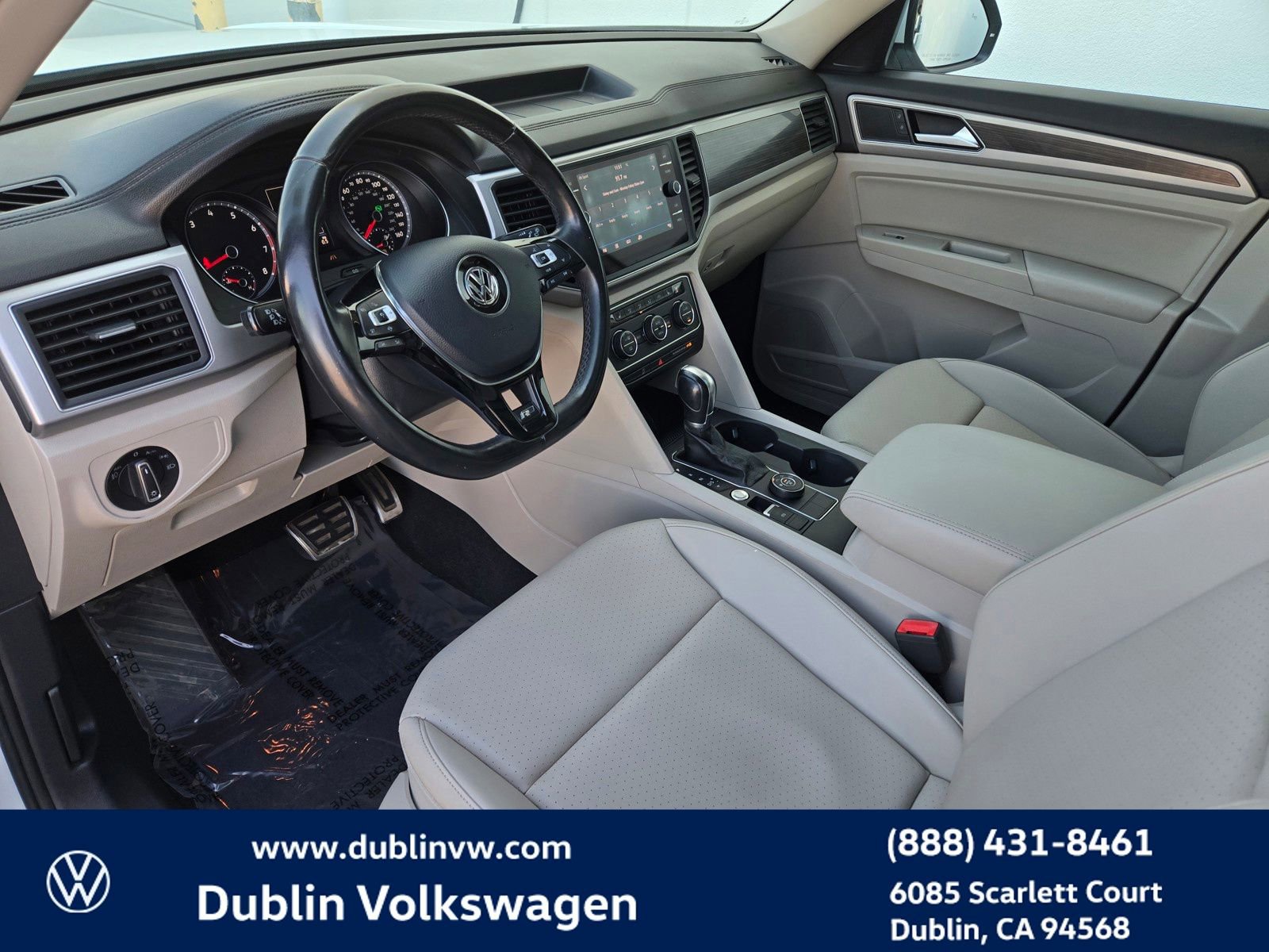 Used 2019 Volkswagen Atlas SE w/ Panoramic Sunroof Package image 9