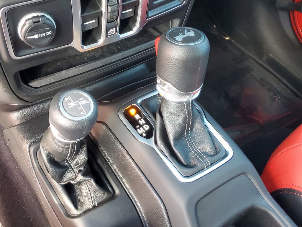 Used 2024 Jeep Wrangler Unlimited w/ LED Headlamp & Fog Lamp Group image 26