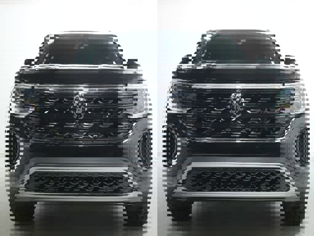 Used 2024 Volkswagen Atlas Cross Sport SE image 5