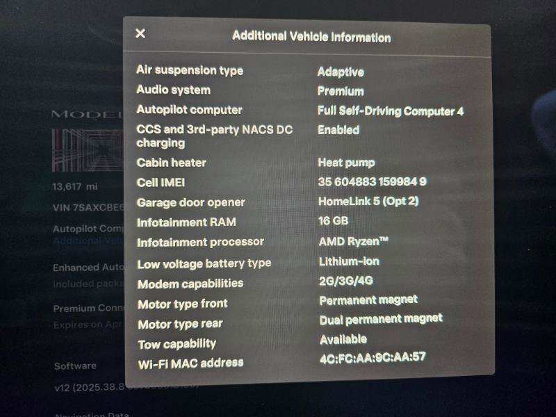 Used 2024 Tesla Model X Plaid image 5