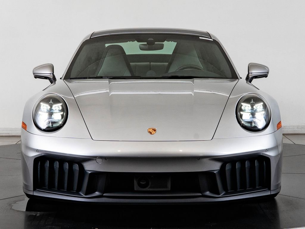 Certified 2025 Porsche 911 Carrera GTS RWD image 11