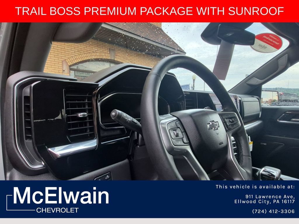 Used 2024 Chevrolet Silverado 1500 LT Trail Boss w/ LT Trail Boss Premium Package AWD/4WD image 21