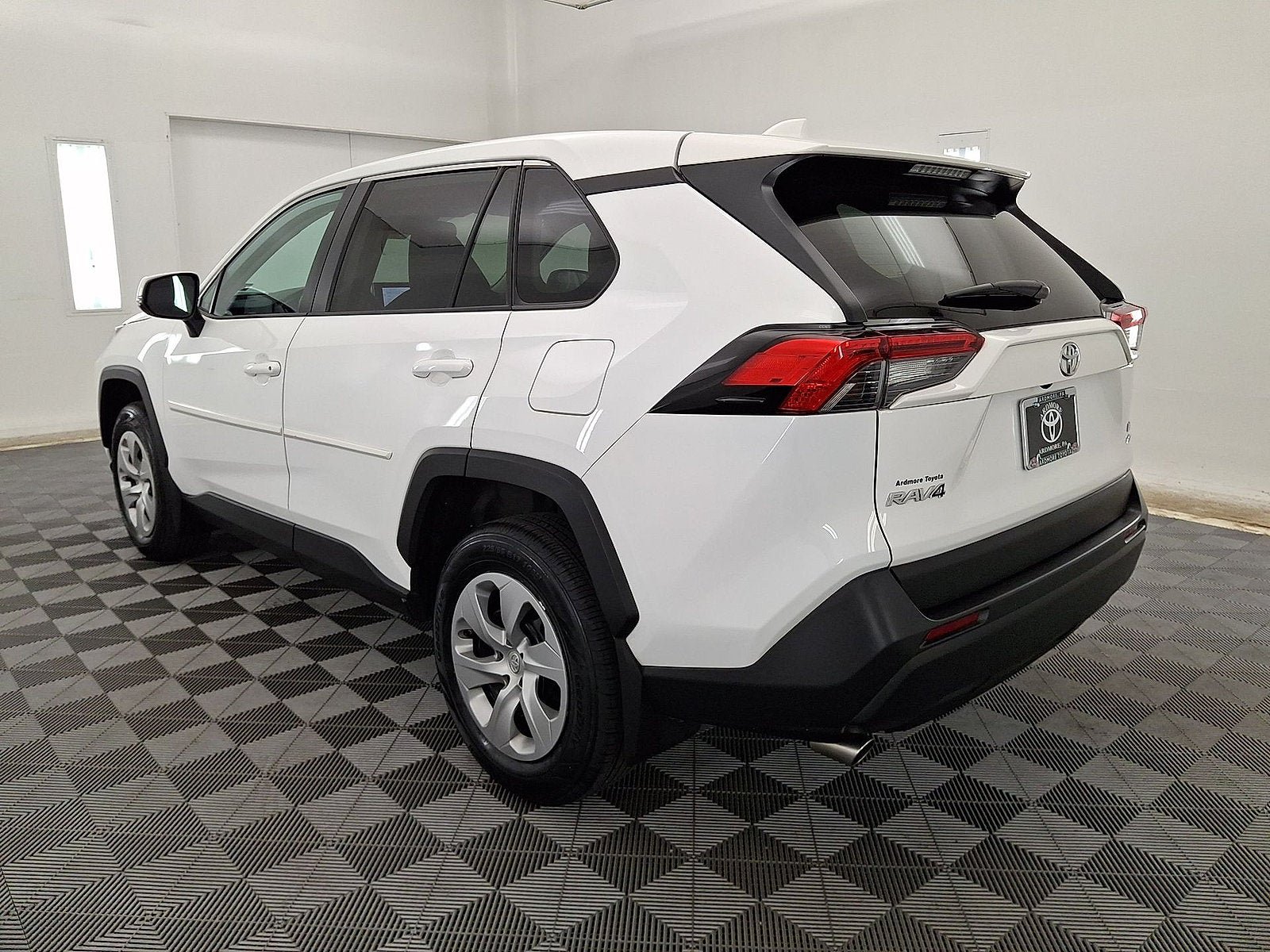 Certified 2023 Toyota RAV4 LE AWD/4WD image 13
