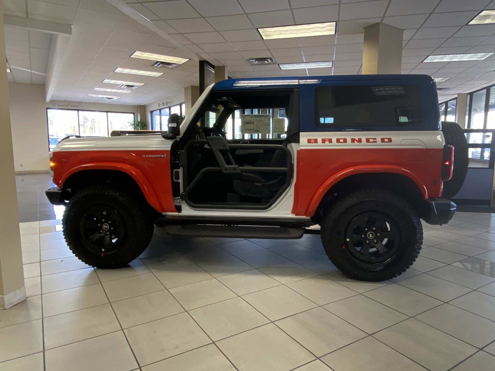 New 2025 Ford Bronco Stroppe Edition image 7