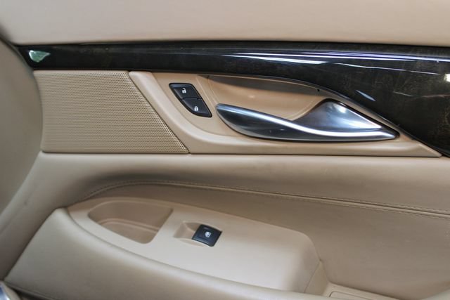 Used 2018 Cadillac Escalade Platinum AWD/4WD image 9
