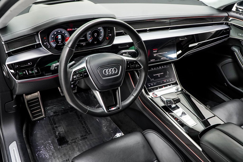 Used 2022 Audi S8 image 15