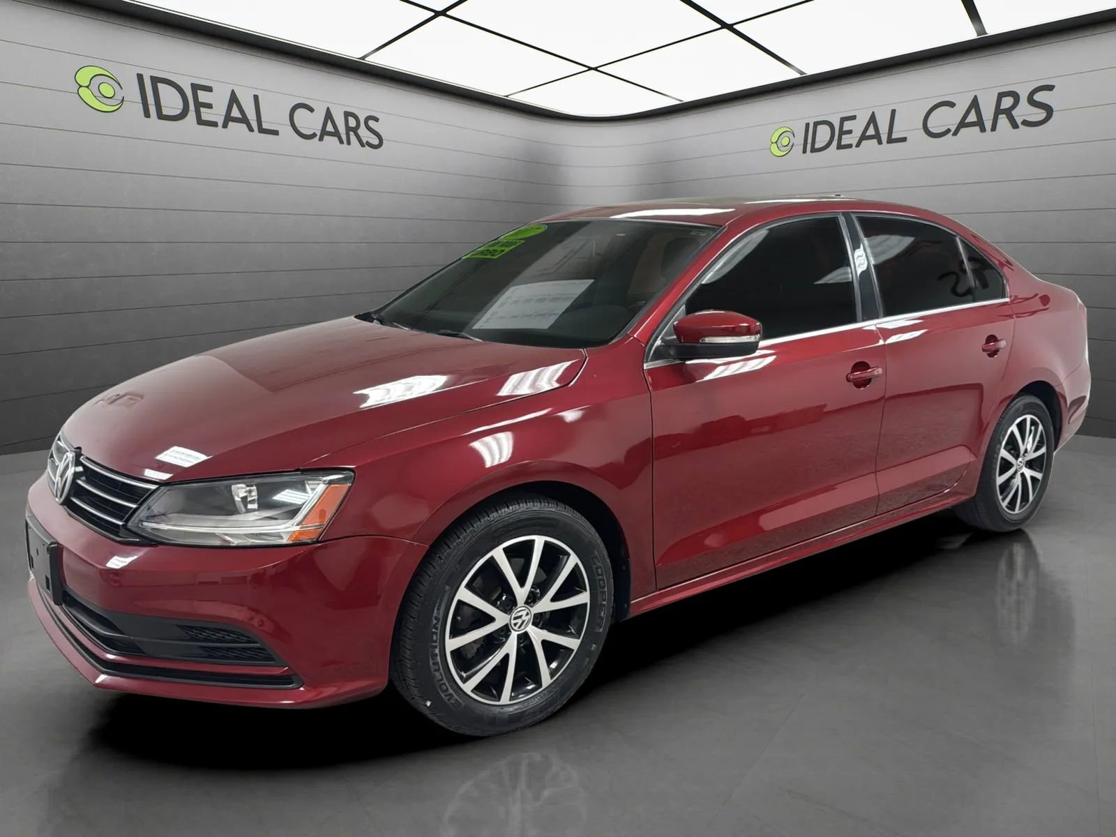 Used 2017 Volkswagen Jetta SE FWD image 1