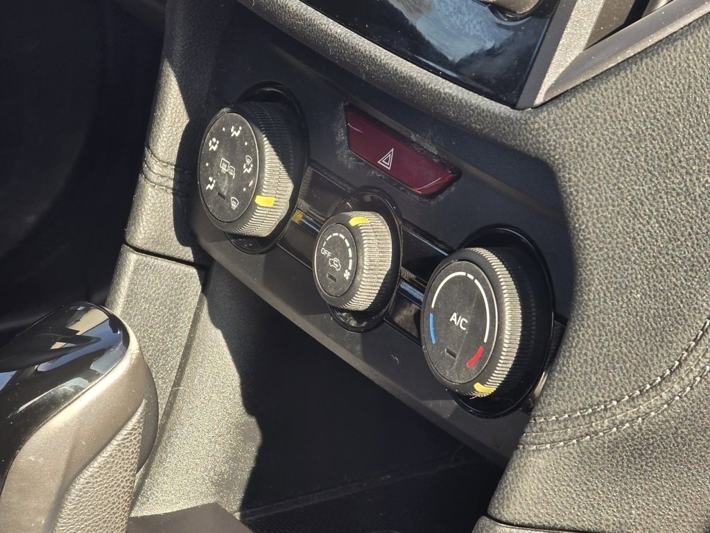 Used 2019 Subaru Crosstrek 2.0i Premium image 16