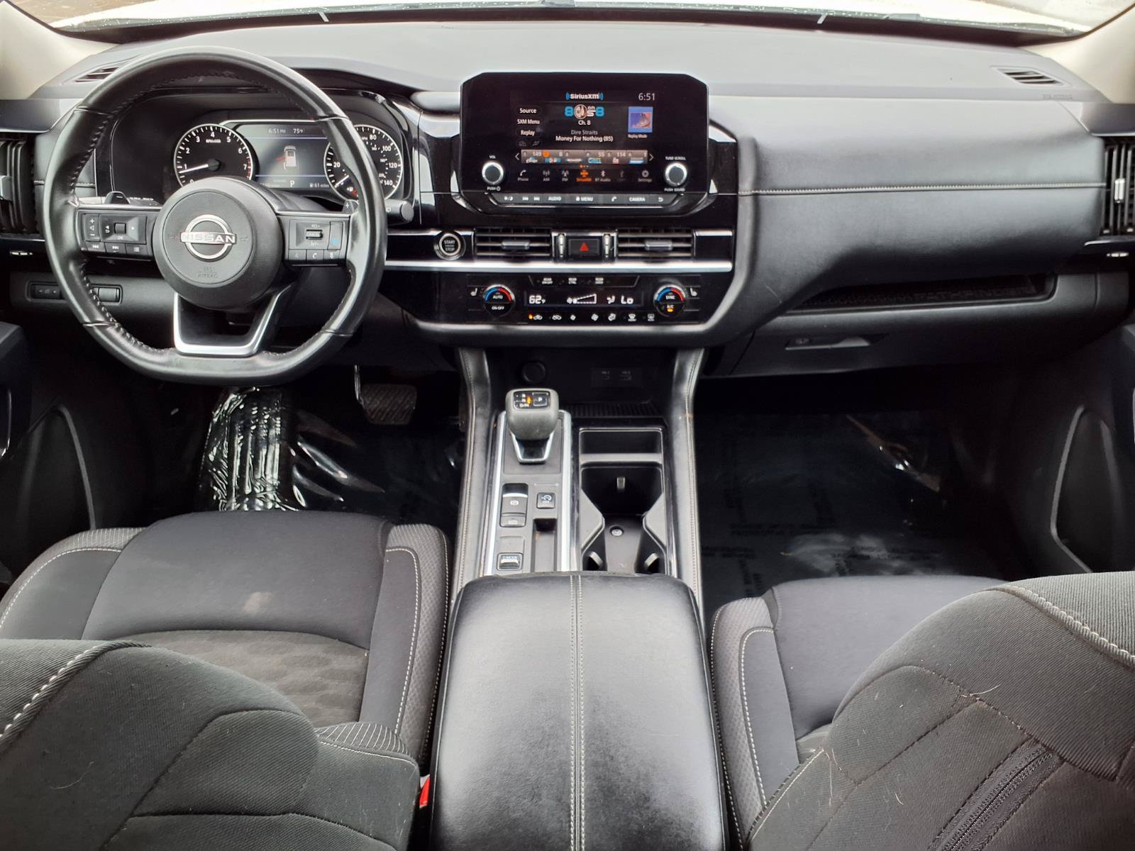 Used 2024 Nissan Pathfinder SV FWD image 12