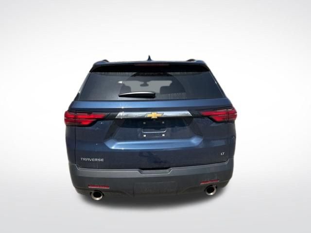 Used 2023 Chevrolet Traverse LT w/ LPO, Floor Liner Package FWD image 5