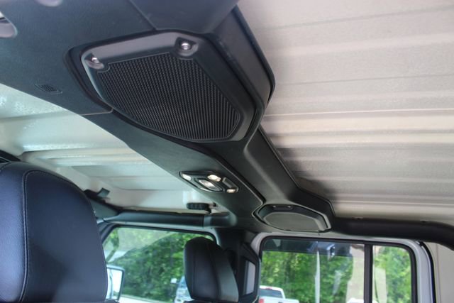 Used 2021 Jeep Gladiator Overland AWD/4WD image 28