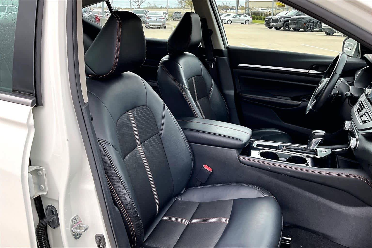 Used 2024 Nissan Altima 2.5 SR image 9