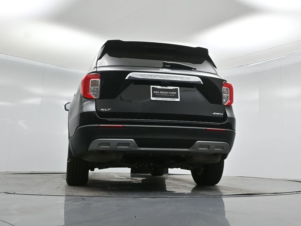 Used 2024 Ford Explorer XLT w/ Equipment Group 202A image 49