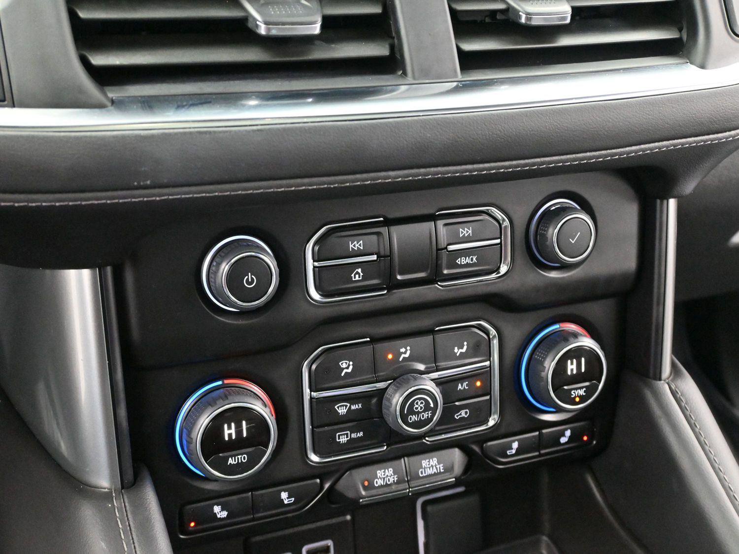 Used 2023 Chevrolet Tahoe Z71 w/ Luxury Package AWD/4WD image 21