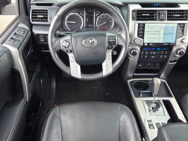Used 2022 Toyota 4Runner Limited RWD image 7